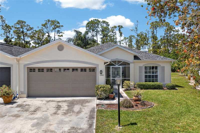 2 bedroom Villa at 13440 SW Pembroke Circle, Kings Island Sub, Lake Suzy — photo 1
