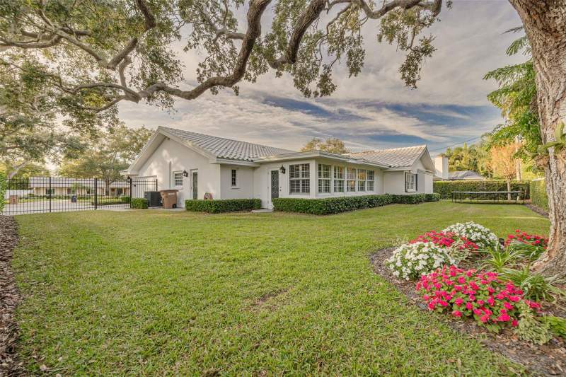 4 bedroom Single Family Residence at 3 Eastwood Lane, Belleair Woods, Belleair — photo 2