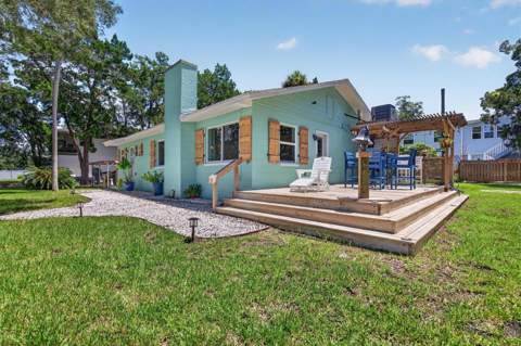 6086 Island Drive, Weeki Wachee FL - photo 12 of 68