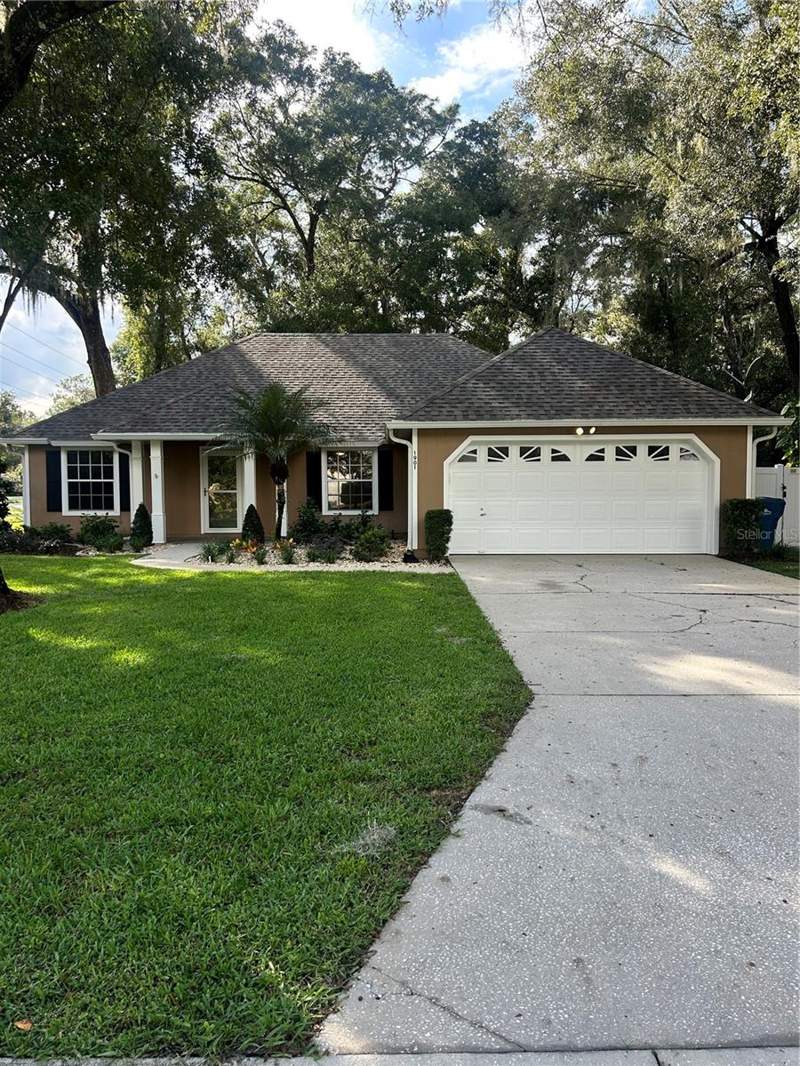 3 bedroom Single Family Residence at 1901 Knolton Avenue, Oakwood Hills, Orange City — photo 2