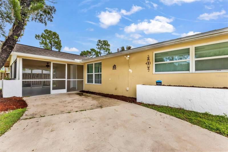 3 bedroom Single Family Residence at 424 Vannell Street, Port Charlotte Sec 034, Port Charlotte — photo 4