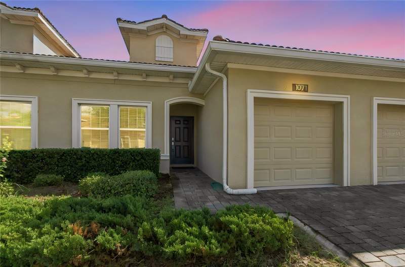 2 bedroom Townhouse at 1071 Quaker Ridge Lane, Stoneybrook South North Prcl Ph 2, Davenport — photo 2