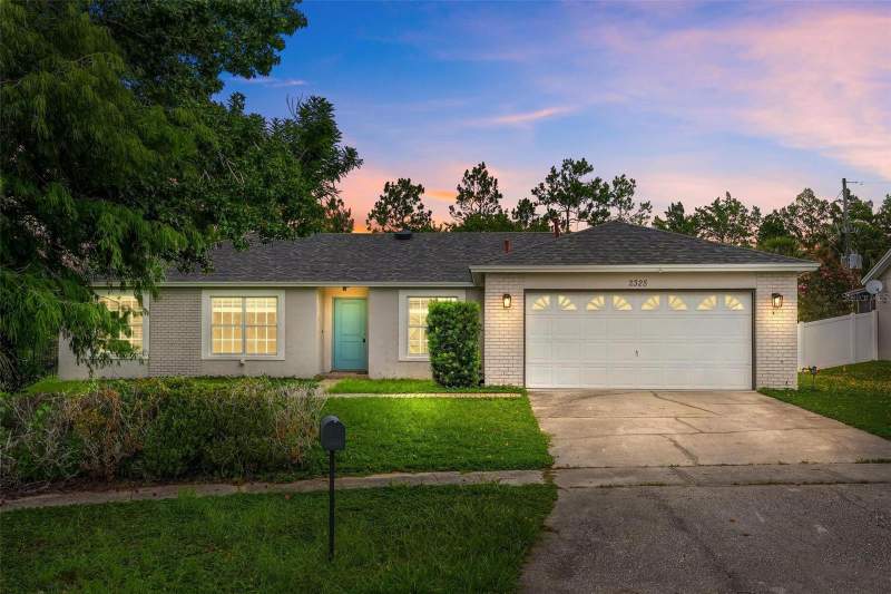 3 bedroom Single Family Residence at 2328 CLEMENTINE TRAIL, GREATER GROVES PH 02 TR A, CLERMONT — photo 1