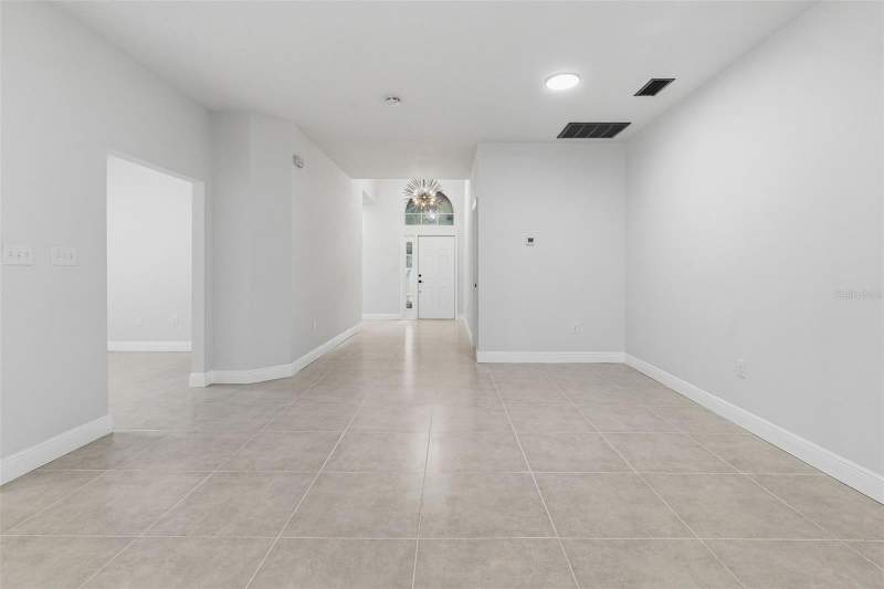 3 bedroom Single Family Residence at 8201 Cypress Breeze Way, West Meadows Parcels 12A 12B-1, Tampa — photo 3