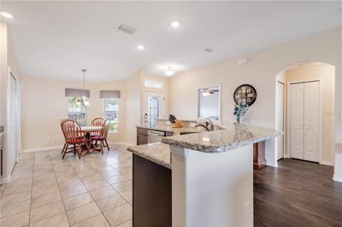 27118 Roanoke Drive, Leesburg FL - photo 12 of 40