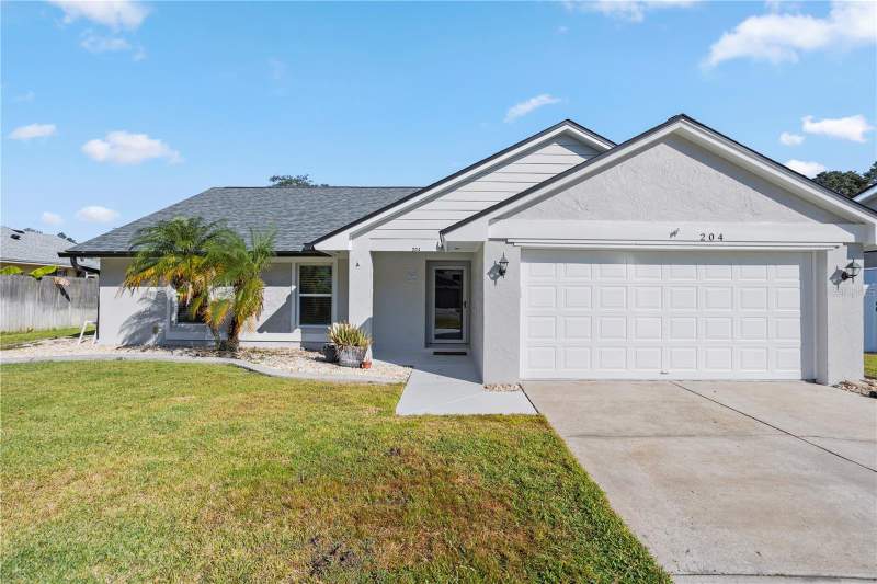 Greenwood LakesHomes for Sale in Lake Mary, FL