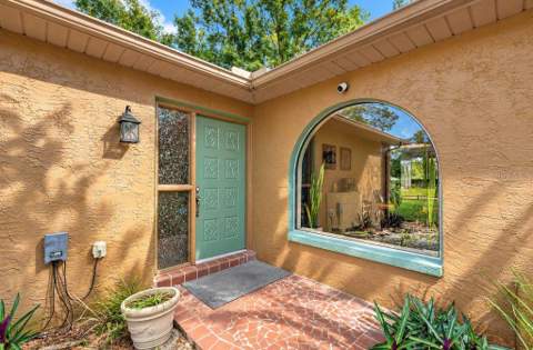 6916 Copperfield Drive, New Port Richey FL - photo 6 of 44