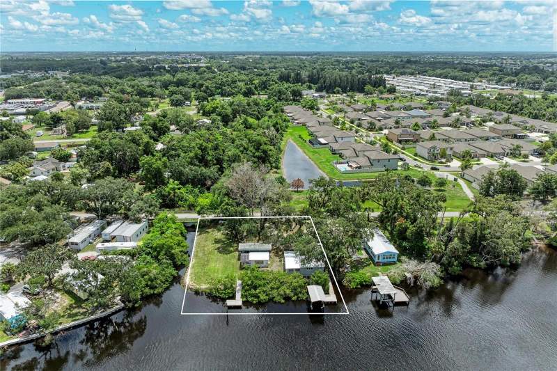 2 bedroom Single Family Residence at 1609 Saffold Park Drive, Ruskin, Ruskin — photo 2