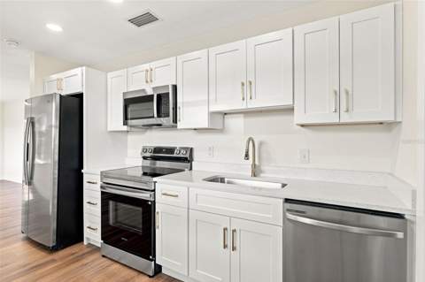 5209 S 80th Street #No unit, Tampa FL - photo 9 of 25
