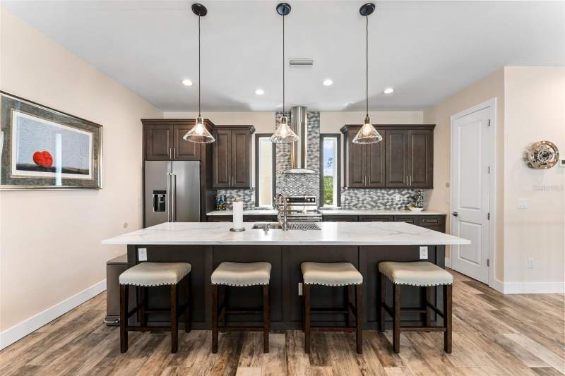 3 bedroom Townhouse at 4910 W McElroy Avenue #6, McElroy Ave Twnhms, Tampa — photo 4