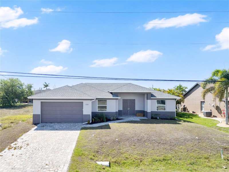 3 bedroom Single Family Residence at 1306 NE 2nd Avenue, Cape Coral, Cape Coral — photo 1