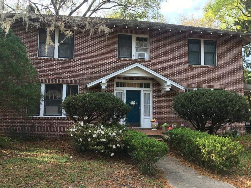 6 bedroom Single Family Residence at 635 NE 9th Avenue, Elliot & Lengle Add To Gville, Gainesville — photo 3