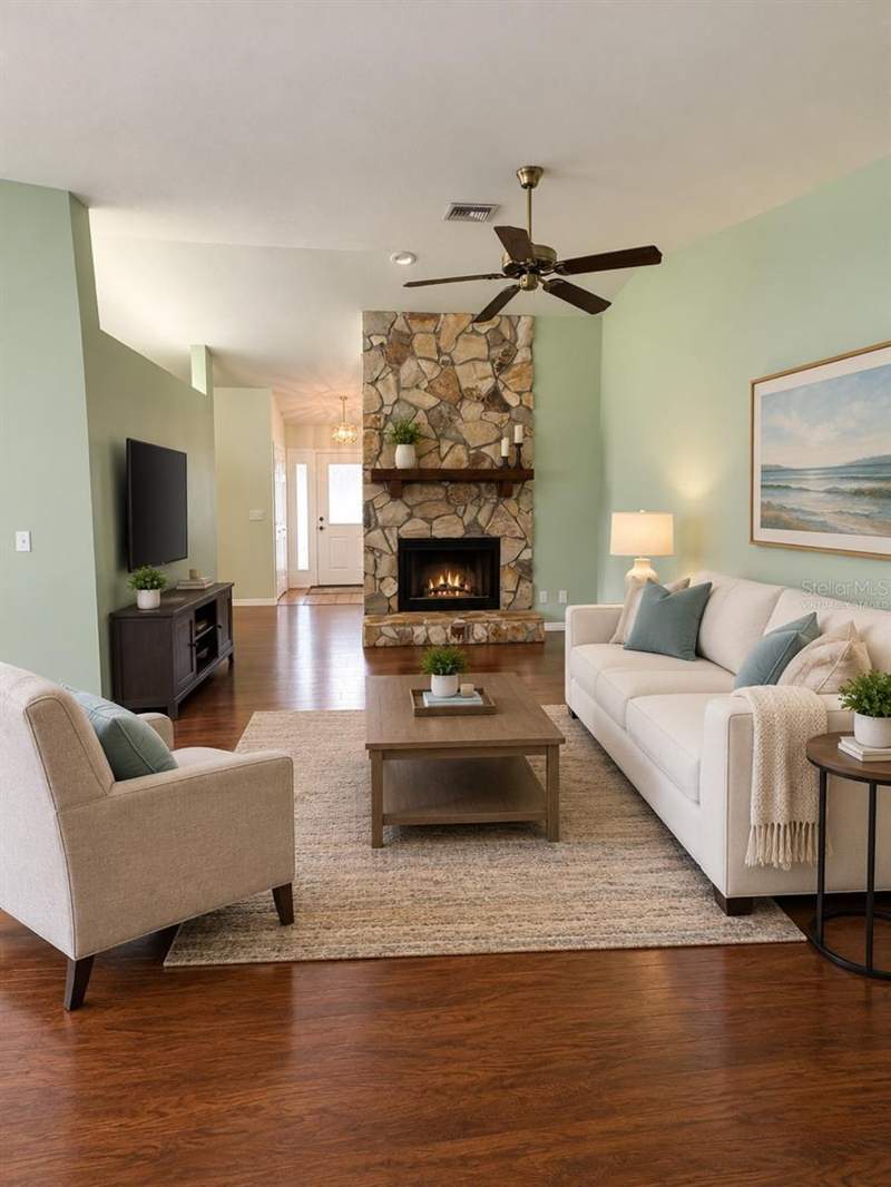 3 bedroom Single Family Residence at 40101 Bowtie Drive, Lady Lake, Lady Lake — photo 2