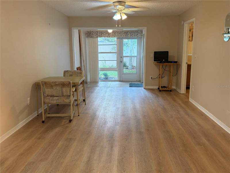 2 bedroom Villa at 2465 Northside Drive #1502, Woodland Villas Condo 1, Clearwater — photo 3