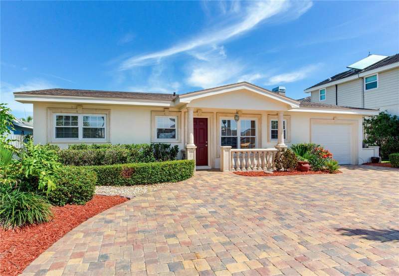 4 bedroom Single Family Residence at 324 173rd Avenue, Sunray Beach Homes, North Redington Beach — photo 4