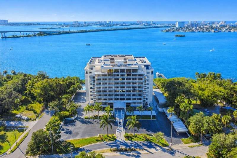 2 bedroom Condominium at 500 N OSCEOLA AVENUE #307, HARBOR BLUFFS WATERFRONT CONDO, CLEARWATER — photo 2