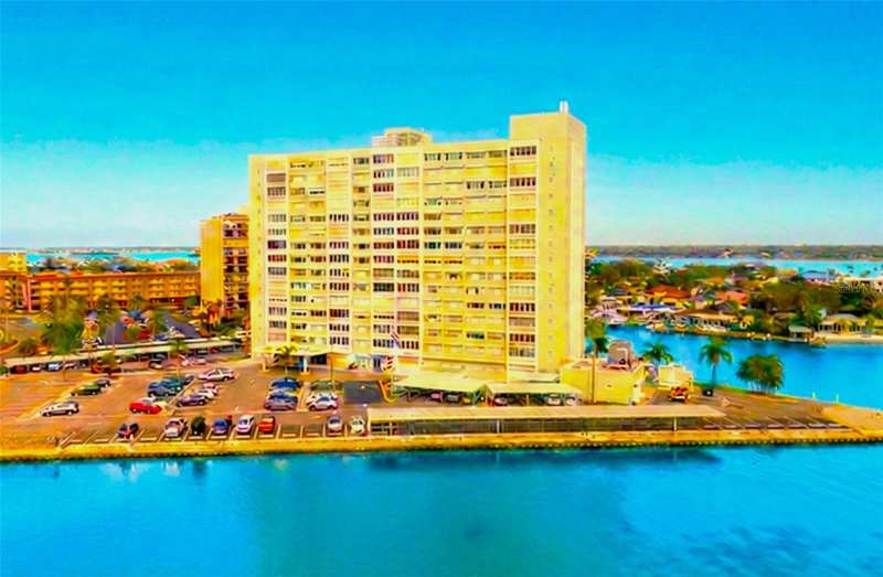 1 bedroom Condominium at 31 Island Way #703, Horizon House Co-Op, Clearwater Beach — photo 1