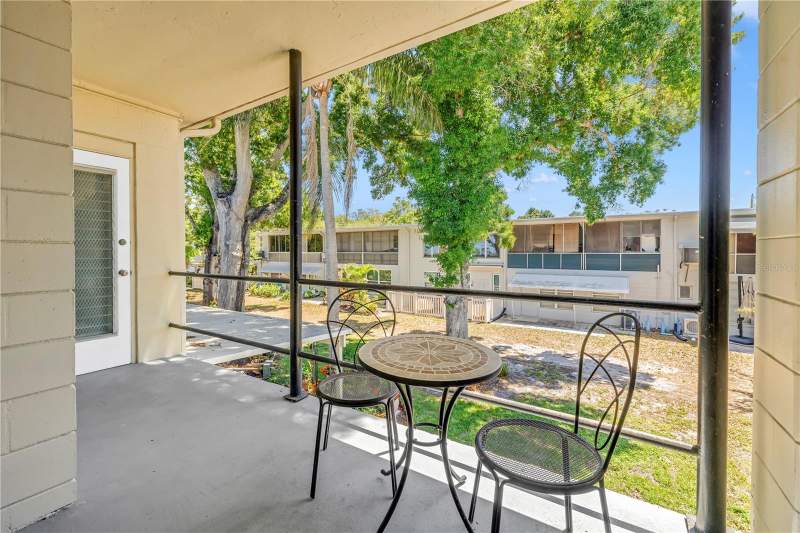 2 bedroom Condominium at 4143 56th Street #1006, Clearview Oaks Bldg 26, Kenneth City — photo 5
