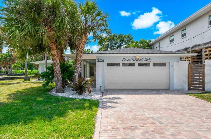 3 bedroom Single Family Residence at 730 Bay Esplanade, Mandalay Rep Of Blk 25, Clearwater Beach — photo 1