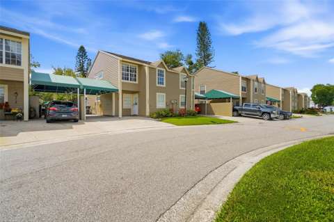 9020 Lake Place Lane #9020, home for sale in Tampa 33634