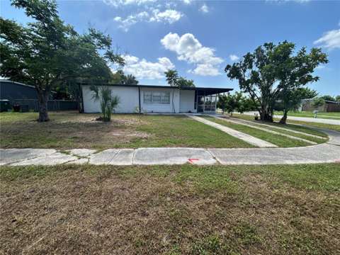 3140 Crestwood Drive, home for sale in Port Charlotte 33952