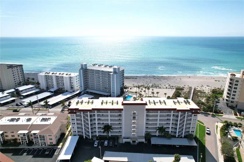 2 bedroom Condominium at 500 The Esplanade #604, Gulf Twin Towers, Venice — photo 1