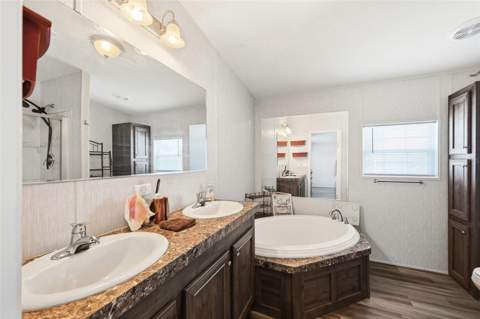209 Ellsworth Drive, Kissimmee FL - photo 18 of 40