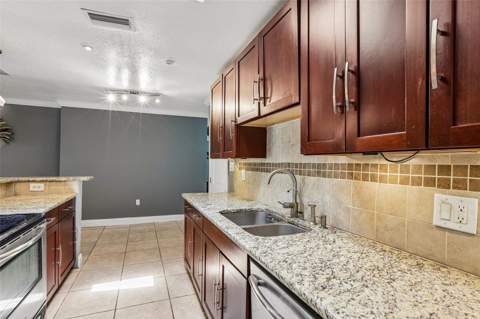 1009 Coolwood Place, Brandon FL - photo 17 of 35