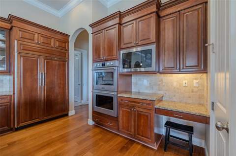10501 Broadland Pass, Thonotosassa FL - photo 17 of 98