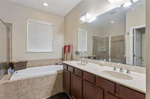 3632 Creswick Circle, Orlando FL - photo 17 of 35