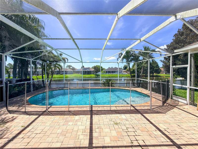 3 bedroom Single Family Residence at 8604 Fenholloway Court, Thousand Oaks Ph 06-9, New Port Richey — photo 4