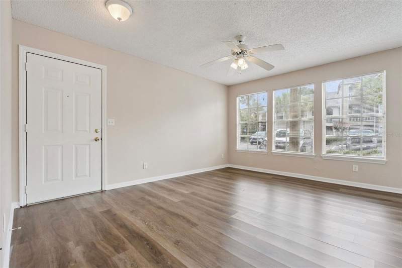 2 bedroom Condominium at 1085 S HIAWASSEE ROAD #513, TRADEWINDS, ORLANDO — photo 4