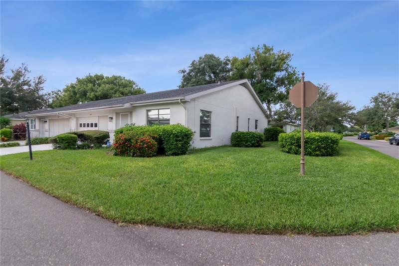 2 bedroom Condominium at 2630 Lancaster Drive, Lancaster I Condo, Sun City Center — photo 4