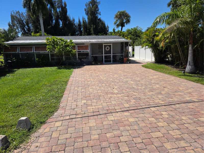 2 bedroom Single Family Residence at 27429 Dutch Avenue, S Cleveland, Punta Gorda — photo 1