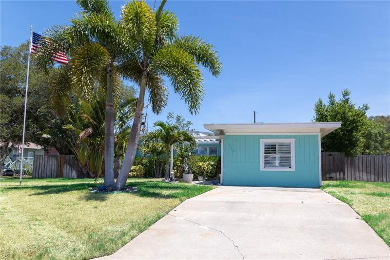 2 bedroom Single Family Residence at 136 Maryland Avenue, Crystal Beach Rev, Palm Harbor — photo 3