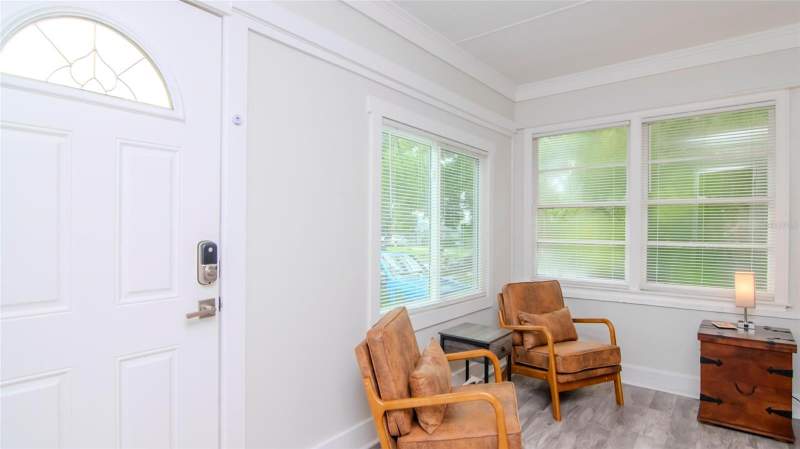 4 bedroom Single Family Residence at 1466 Laura Street, Highland Groves, Clearwater — photo 3