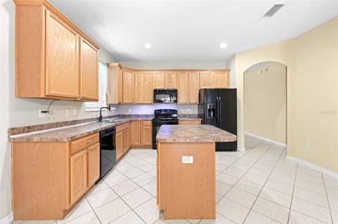 699 Winthrop Drive, Spring Hill FL - photo 12 of 47