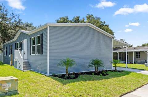 25124 Huckleberry Way, home for sale in Astatula 34705