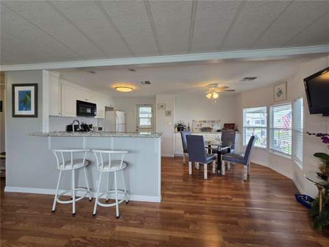 2122 Waterview Drive, Holiday FL - photo 10 of 38