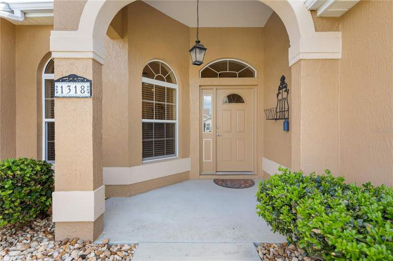 3 bedroom Single Family Residence at 1318 Greenville Way, Villages Of Sumter, The Villages — photo 3