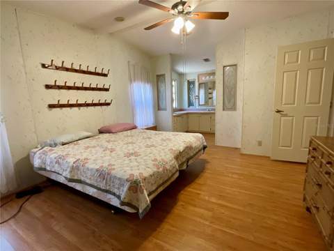 35935 Tanda Circle, Zephyrhills FL - photo 19 of 36