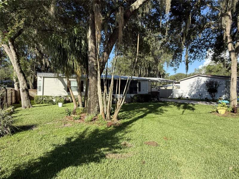 3 bedroom Manufactured Home at 8634 Treasure Island Road, Howell Park, Leesburg — photo 3