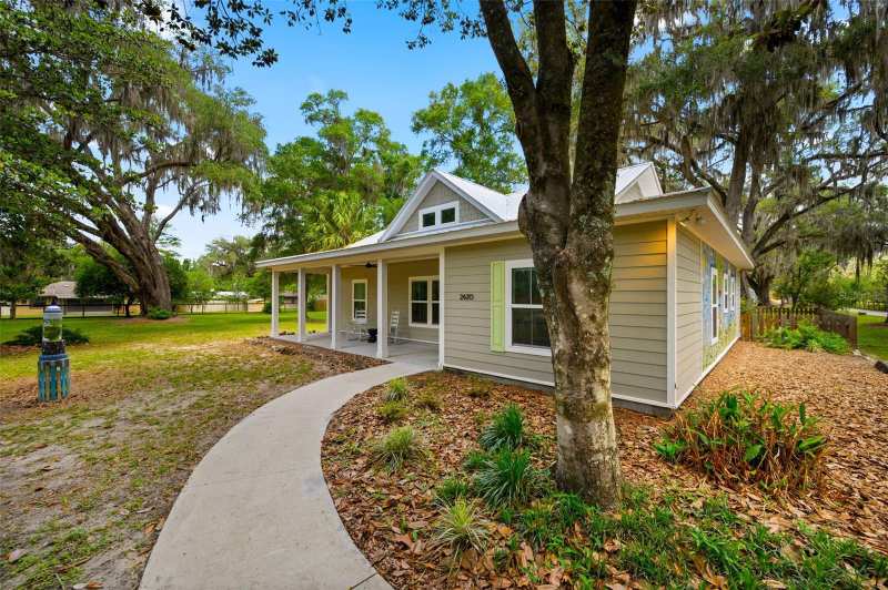 2 bedroom Single Family Residence at 2620 NW 31st Avenue, Gainesville, Gainesville — photo 1