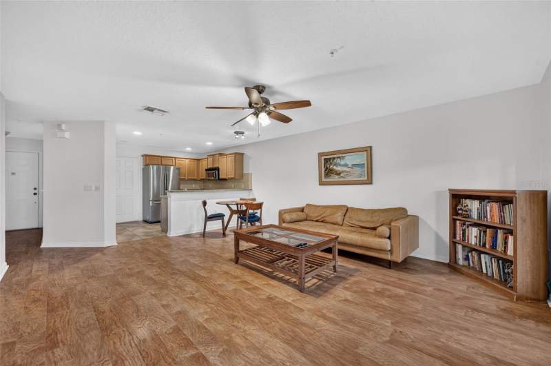 3 bedroom Townhouse at 476 Tradition Lane, Heritage Park Twnhms, Winter Springs — photo 4