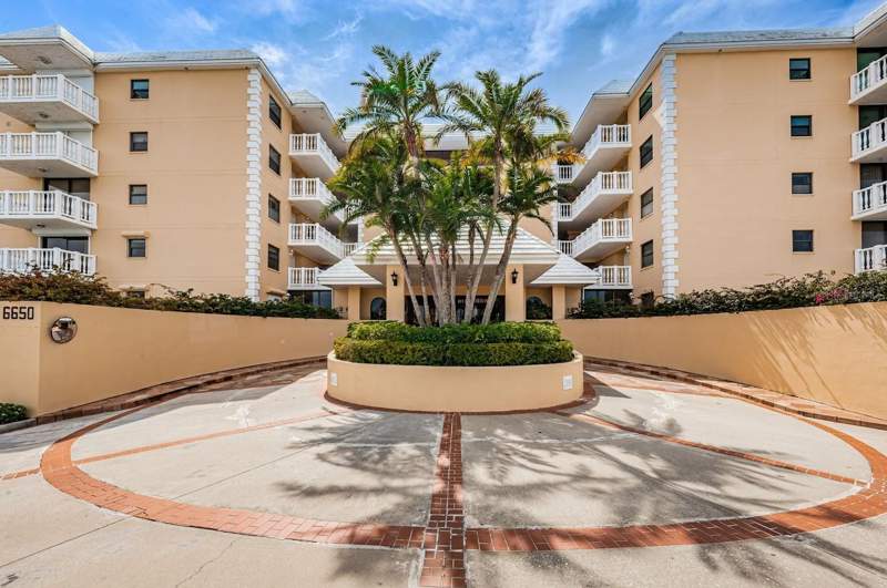 2 bedroom Condominium at 6650 Sunset Way #105, Silver Sands Beach & Racquet Club, St Pete Beach — photo 2