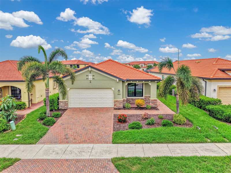 2 bedroom Single Family Residence at 10065 Cozy Grove Drive, Sarasota National Ph 6 & 7, Venice — photo 1