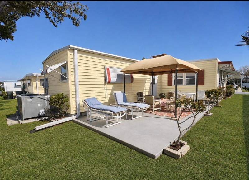 3 bedroom Mobile Home at 1100 Belcher Road #113, Largo, Largo — photo 3