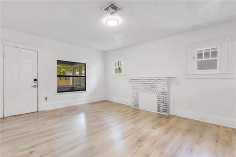 1029 Colyer Street, Orlando FL - photo 10 of 33