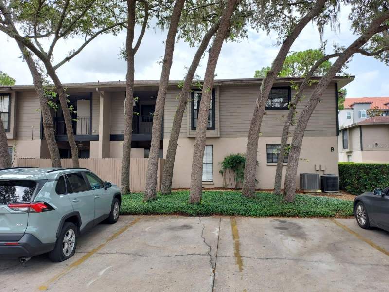 Ashford Green Condominium