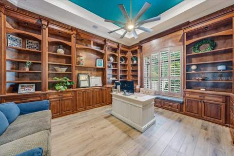 16303 Dunlindale Drive, Lithia FL - photo 10 of 69